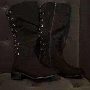 So Othonna Black Boots size 8